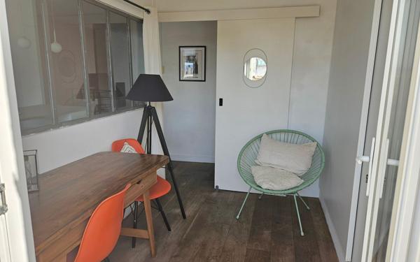 Appartement à louer    4 pièces • 110,82 m2 Marseille 6