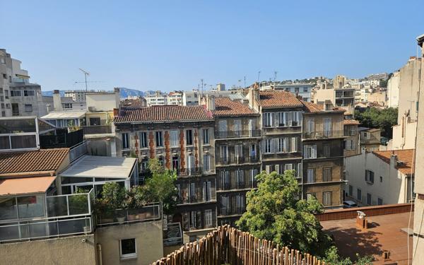 Appartement à louer    4 pièces • 110,82 m2 Marseille 6