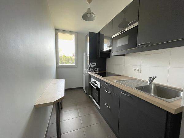 Appartement 1 pièce à vendre à Chaville - Proximité Place de Verdun avec RER C et commerces. €210 000 ** - Référence 692-C
