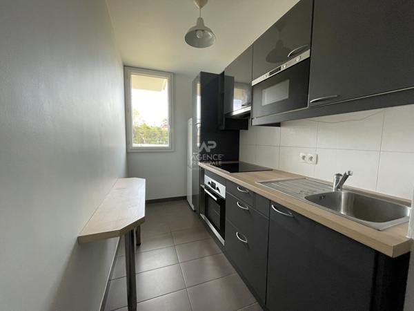 Appartement 1 pièce à vendre à Chaville - Proximité Place de Verdun avec RER C et commerces. €210 000 ** - Référence 692-C
