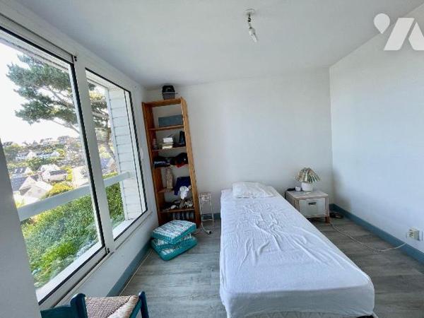 TRESTIGNEL, Vue mer et plage a pied.
Que ce soit de la véranda, de la cuisine, des 3 chambres ...