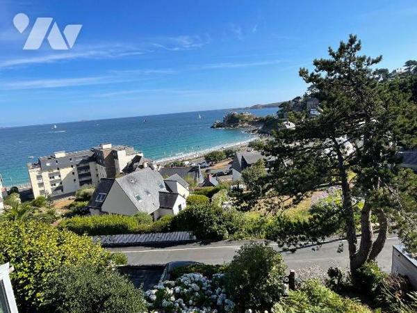 TRESTIGNEL, Vue mer et plage a pied.
Que ce soit de la véranda, de la cuisine, des 3 chambres ...