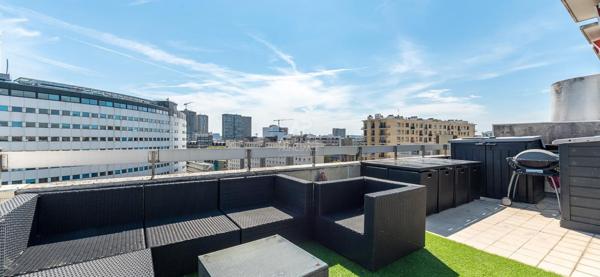 PARIS 16EME - DUPLEX PENTHOUSE - TOIT TERRASSE VUE TOUR EIFFEL. €1 265 000 ** - Référence 6756-NG