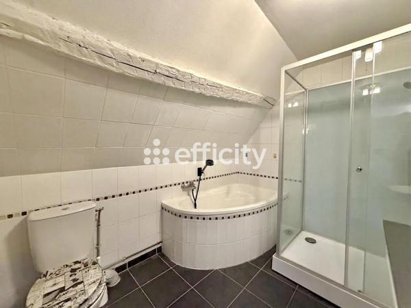 Appartement
         5 pièces
        - 128 m² 183 800 € *