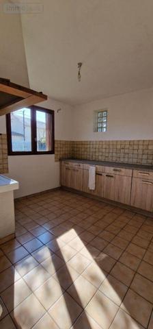 Maison à restaurer à vendre à Sainte-Radegonde dans les Deux-Sèvres (79100), ref : 79079-51