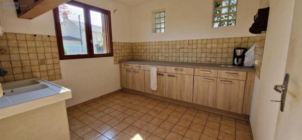 Maison à restaurer à vendre à Sainte-Radegonde dans les Deux-Sèvres (79100), ref : 79079-51