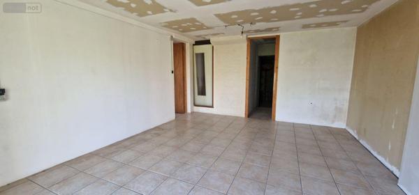 Maison à restaurer à vendre à Sainte-Radegonde dans les Deux-Sèvres (79100), ref : 79079-51