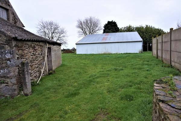 MAISON EN PIERRE A RENOVER