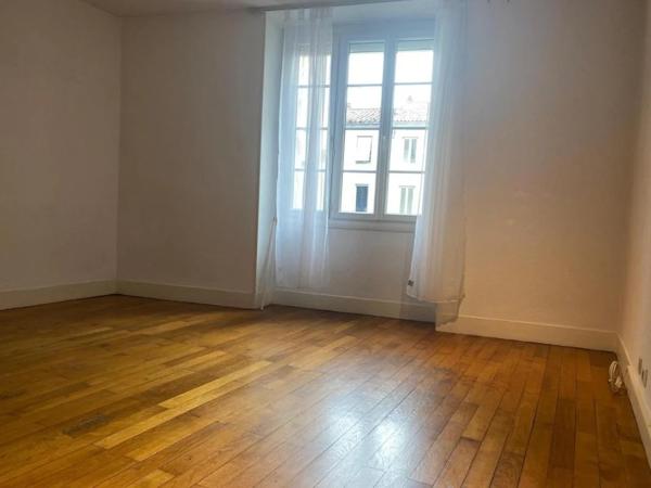 Appartement à louer à Aubenas (07200)