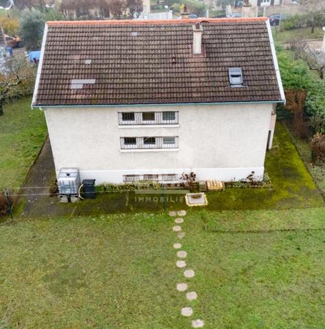 Maison à  vendre  196m² - Mornant  avec 4 chambres sur 825m² de terrain