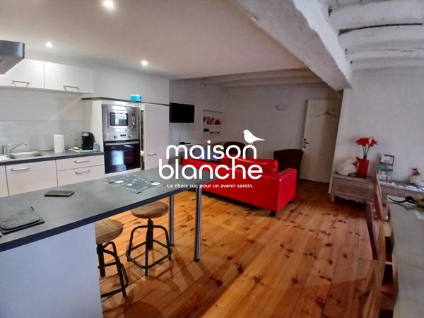 BELLE MAISON MEUBLEE - PARTHENAY