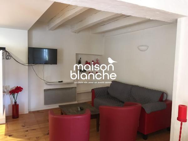 BELLE MAISON MEUBLEE - PARTHENAY