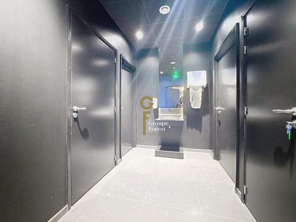✨ EMPLACEMENT PREMIUM – LOCAL PROFESSIONNEL 150 m² – CŒUR DE BOUSBECQUE
