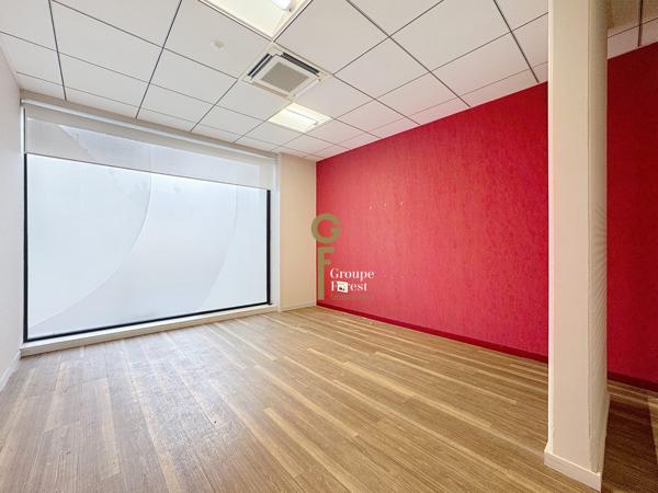 ✨ EMPLACEMENT PREMIUM – LOCAL PROFESSIONNEL 150 m² – CŒUR DE BOUSBECQUE