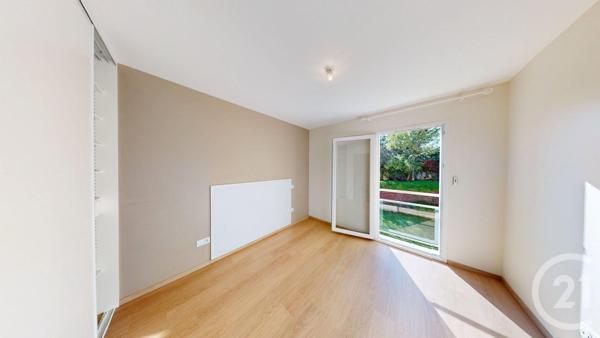 Appartement T2 à vendre  2 pièces - 48,87 m2 ONET LE CHATEAU - 12