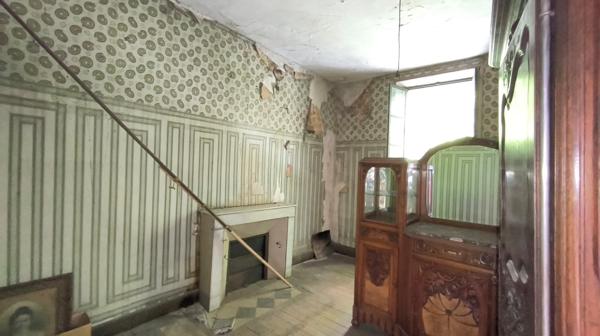 Grand appartement de 107m2 à rénover intégralement