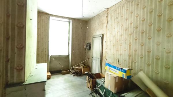 Grand appartement de 107m2 à rénover intégralement