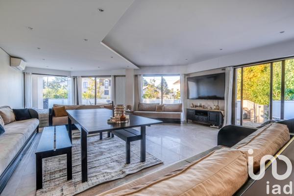 Maison à vendre 9 pièces 400 m² Vaujours