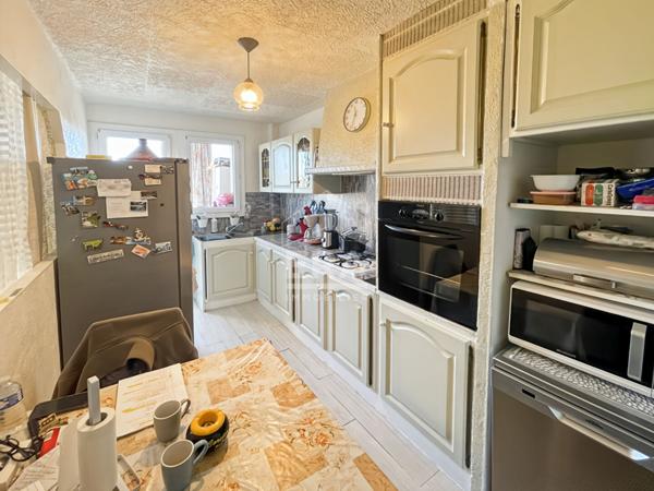 T3 de 68 m2 avec balcon, loggia et cave - Marseille 14eme