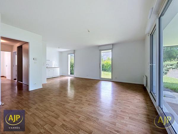 Vente appartement Saint Ave : 236 300 € - AJP Immobilier Vannes