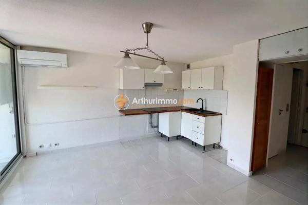 Vente                                                      Appartement
                        
                     2 pièces                      31 m2                     à Le Grau-du-Roi