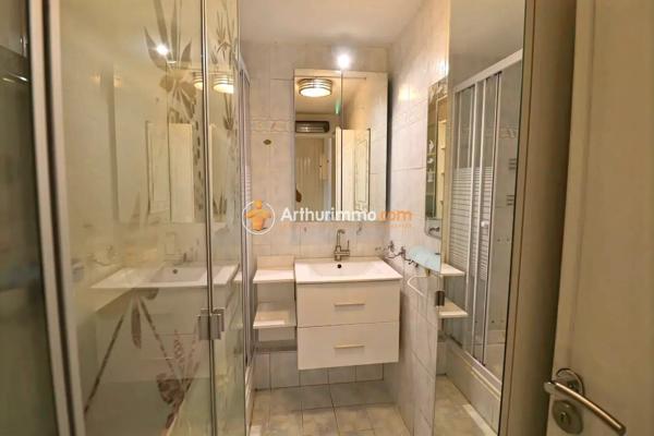 Vente                                                      Appartement
                        
                     2 pièces                      31 m2                     à Le Grau-du-Roi
