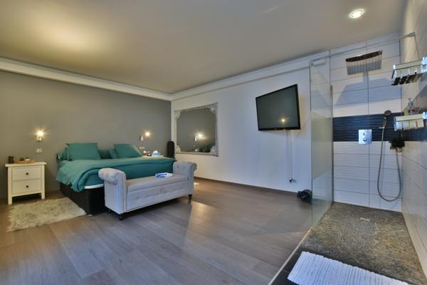 PAU HYPER-CENTRE – APPARTEMENT RÉNOVÉ 111 M² – TERRASSE