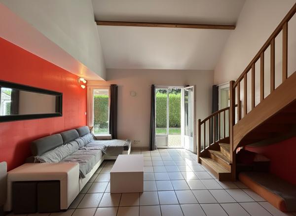 Maison Orvault 7 pièces non mitoyenne avec vie de plain-pied