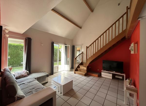 Maison Orvault 7 pièces non mitoyenne avec vie de plain-pied