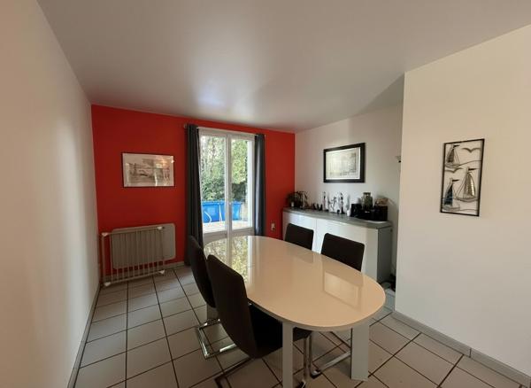 Maison Orvault 7 pièces non mitoyenne avec vie de plain-pied