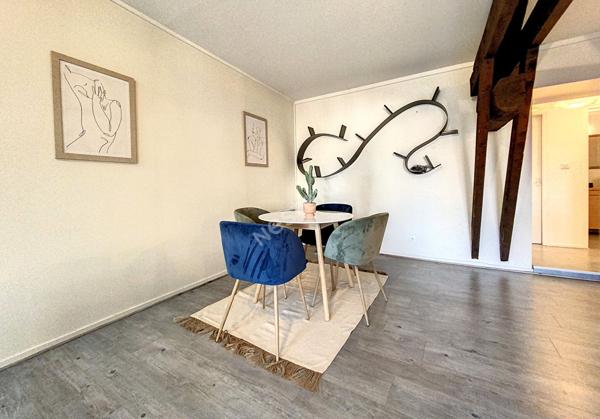 Charmant appartement T3 de 70 m² Montauban place nationale