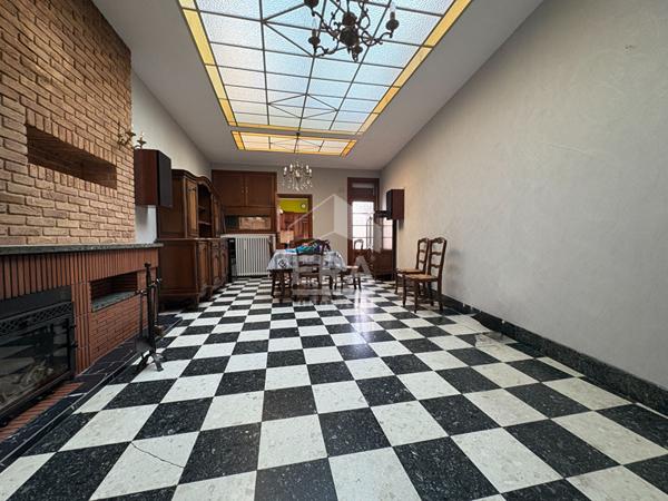 Maison Arques 9 pièce(s) 203 m2