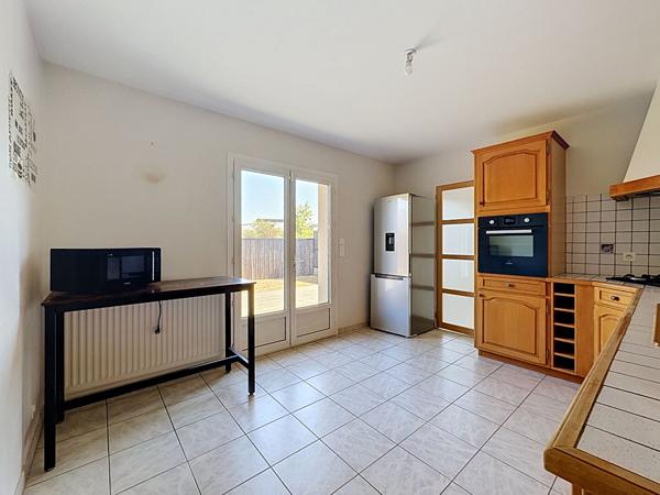 Maison limite ANGERS et SAINT BARTHELEMY D'ANJOU de 7 pièces avec 5 chambres, 137 m² habitables avec jardin et garage !
