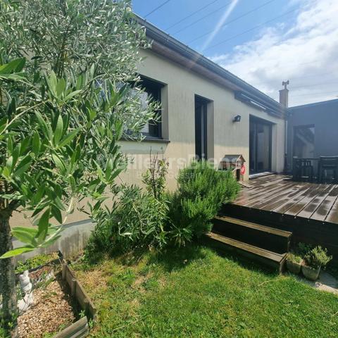 Magnifique Plain-Pied 135 m2 + Sous Sol 105 m2 3 chambres 2 sdb Garage Jardin Terrasse