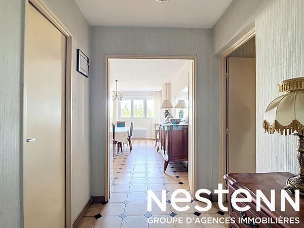 APPARTEMENT SATHONAY CAMP 5 PIECES 3 CHAMBRES GRAND SALON AVEC BALCON CAVE ET PARKING