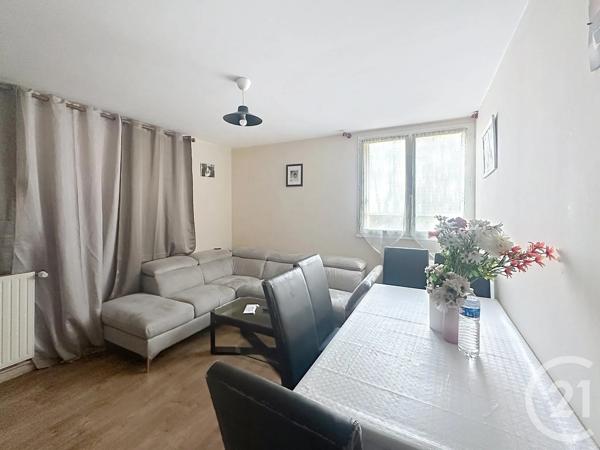Appartement à vendre  4 pièces - 69,20 m 2   GARGES LES GONESSE  - 95