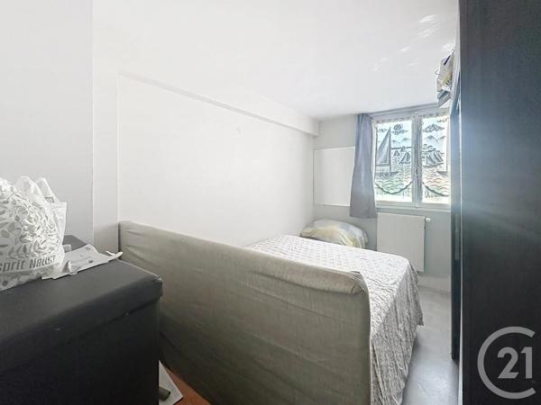 Appartement à vendre  4 pièces - 69,20 m 2   GARGES LES GONESSE  - 95