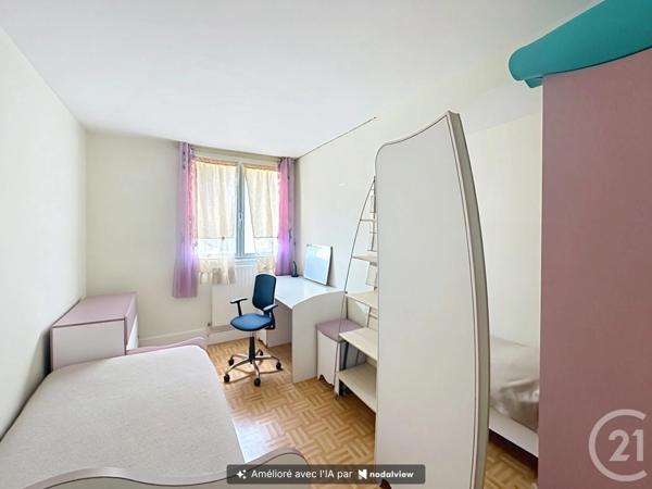 Appartement à vendre  4 pièces - 69,20 m 2   GARGES LES GONESSE  - 95