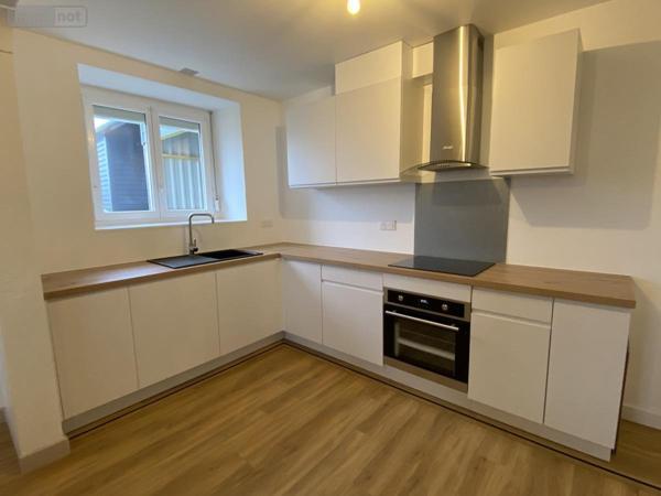 Maison à louer à La Motte dans les Côtes-d'Armor (22600), ref : 22110-L372