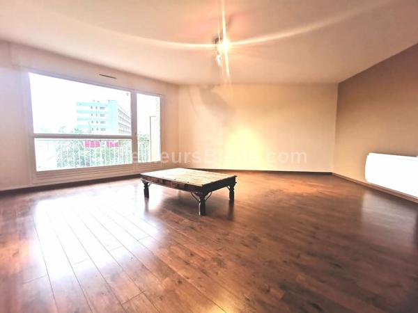 VALENCIENNES CENTRE  Appartement 2 chambres Cave