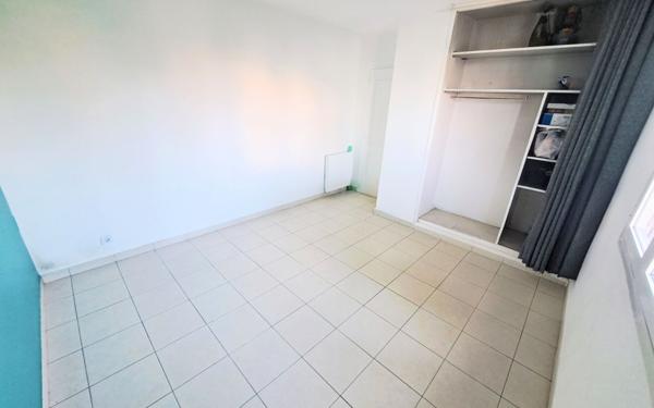 Appartement à vendre    4 pièces • 74 m2 Six-Fours-les-Plages