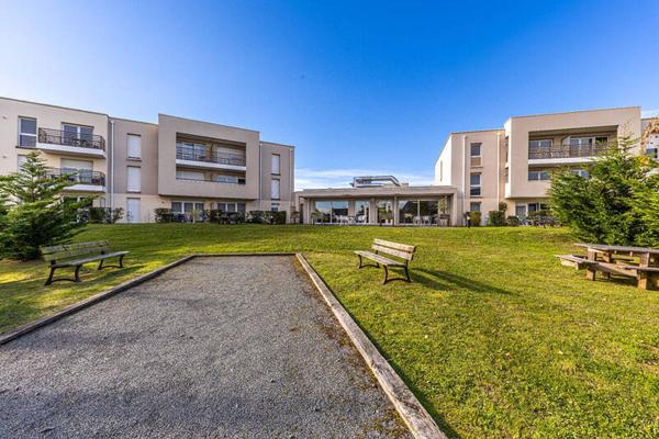 Appartement 2 pièces                                        - 35730 Pleurtuit - SUPER U Réf : 128690