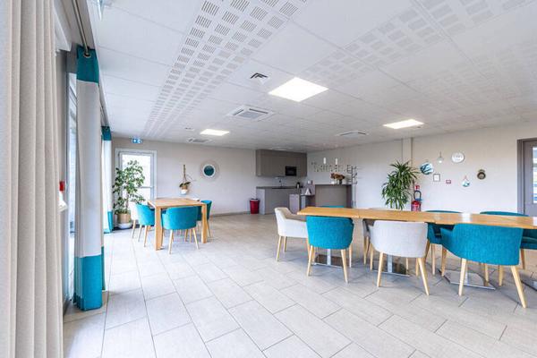 Appartement 2 pièces                                        - 35730 Pleurtuit - SUPER U Réf : 128690