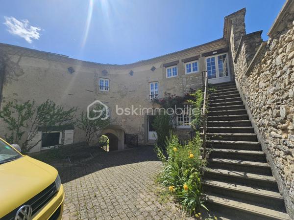 Bastide de 700 m²