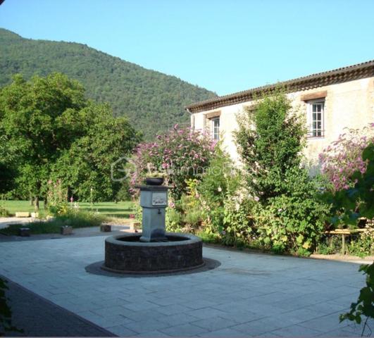 Bastide de 700 m²