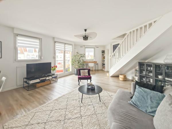 Eaubonne (95600) Eaubonne. Magnifique duplex de 96 M2.