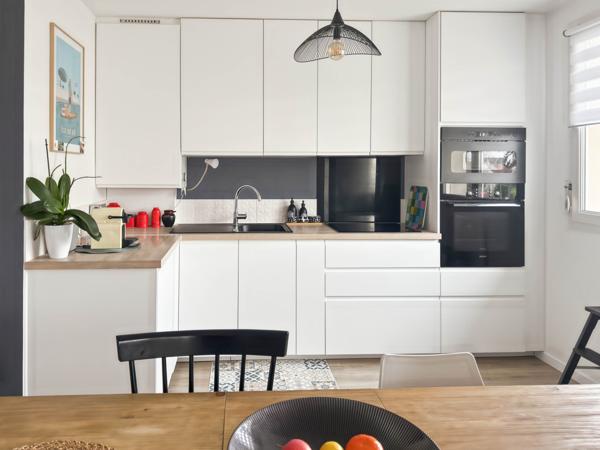 Eaubonne (95600) Eaubonne. Magnifique duplex de 96 M2.