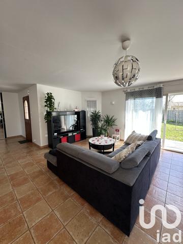 Pavillon 7 pièces de 165 m² à Essarts en Bocage (85140)