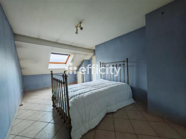 Appartement 5 pièces - 181 m²