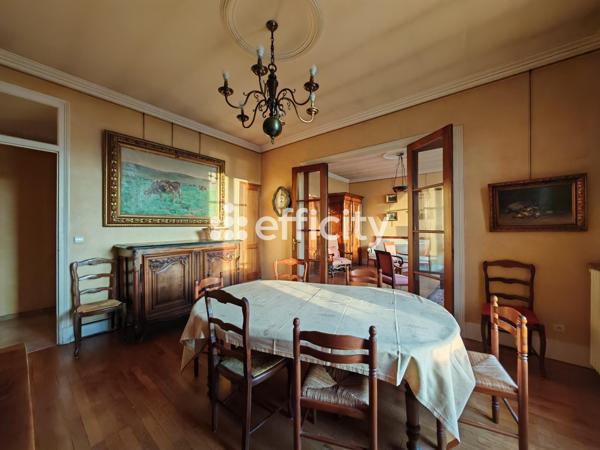 Appartement 5 pièces - 181 m²